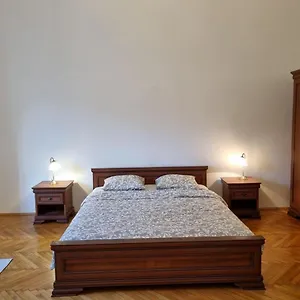 Apex Budapeszt