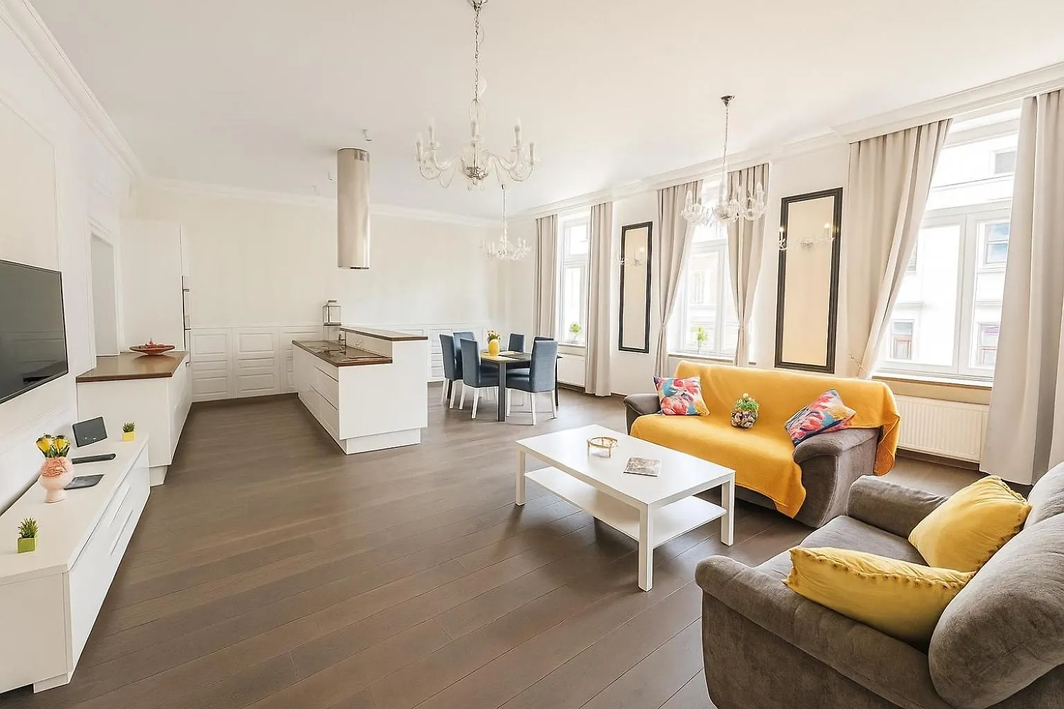 Divon Luxury Apartments By Wawel Castle Krakow Poland